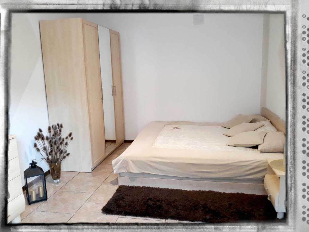 Ferienwohnung Pensjonat U Kasi Węgorzewo Exterior foto
